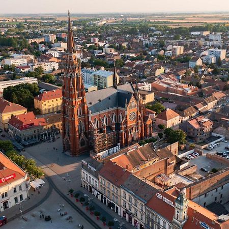 Goldberg Apartments Osijek Exterior foto